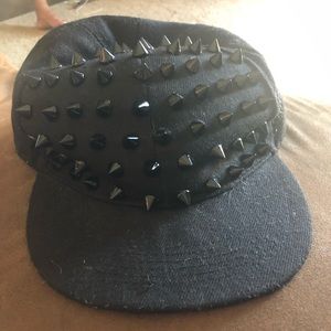 Black spike hat